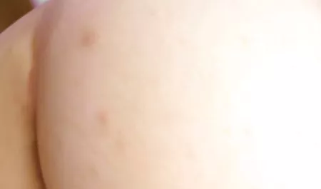 Azjatycka miniaturowa porno Lacey Jones ciasna cipka xxx sukienka