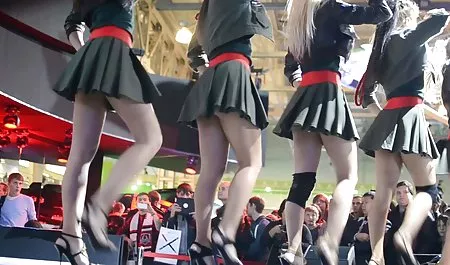 Piękna dziewczyna z dużym biustem piękna cipki filmiki za darmo kobieta