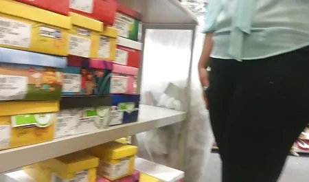 Dwa piękne cipka z bliska film nastolatka, jak podzielić się kogut